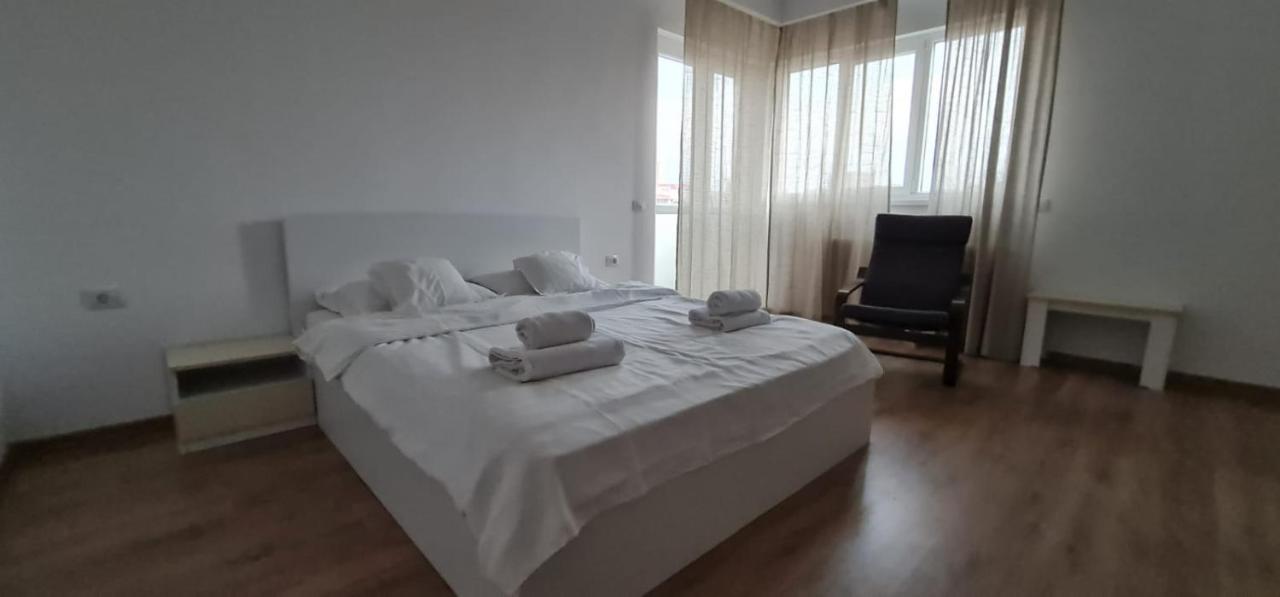 Gca Apart Victoriei Bucarest Habitación foto